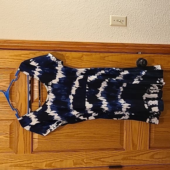 Robe Babydoll Tie-dye Bobbie Brooks Taille S - Stretchy, Smocked, Sans Manches